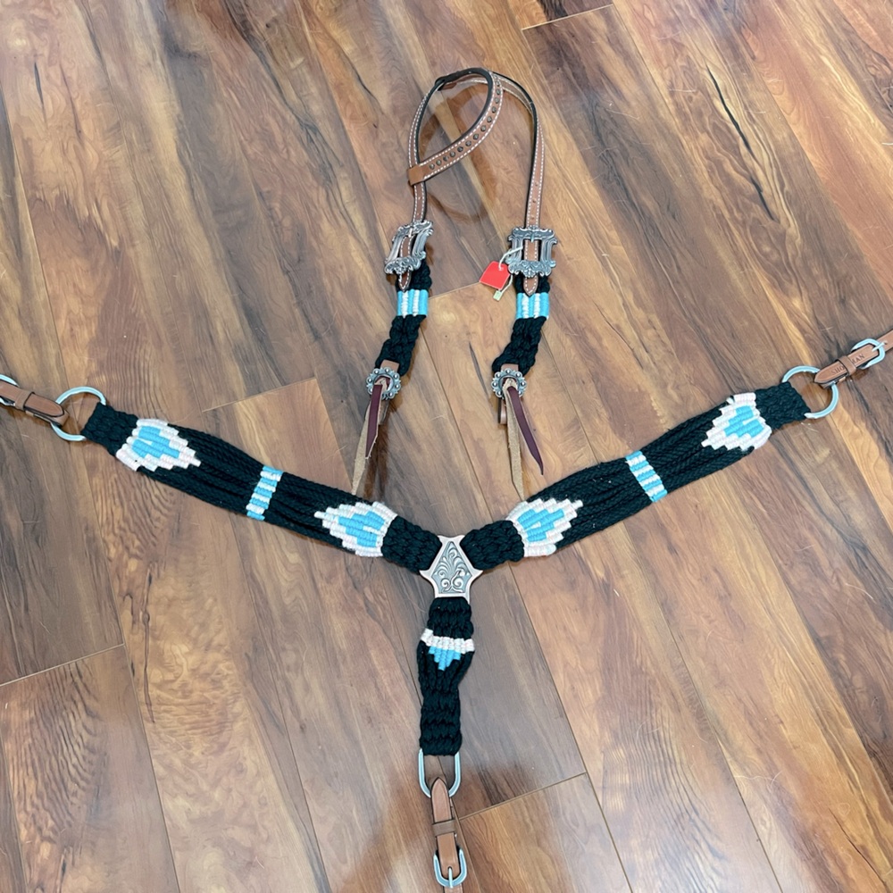 Showman Horse Sized Mohair Tack set
